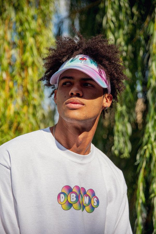 Tshirt in White with Zig-Zag Geometric Logo Print