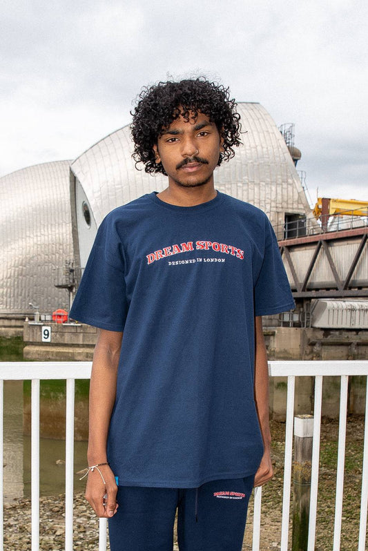 T-Shirt in Navy With Dream Sports Embroidery