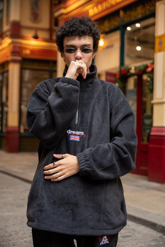 Fleece In Black With Dream Sports Embroidery - Dreambutdonotsleep