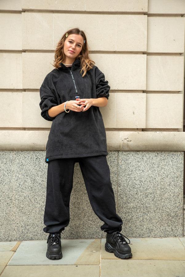 Joggers in Black with Embroidered Bro Shroom - Dreambutdonotsleep