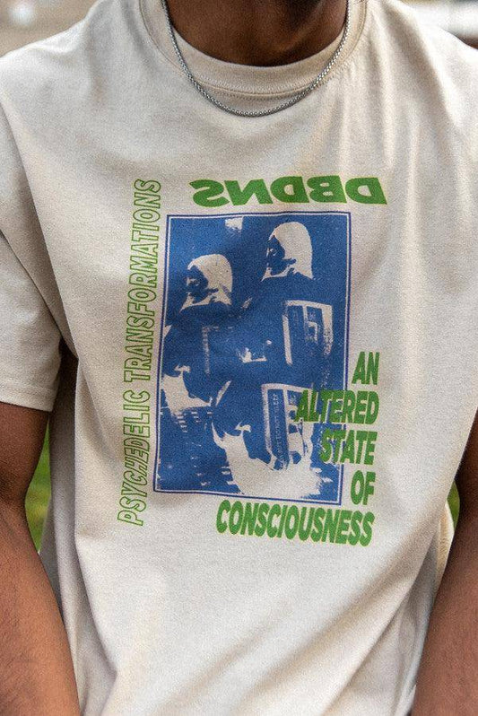 T-Shirt in Sand With Psychedelic Transformations Print - Dreambutdonotsleep