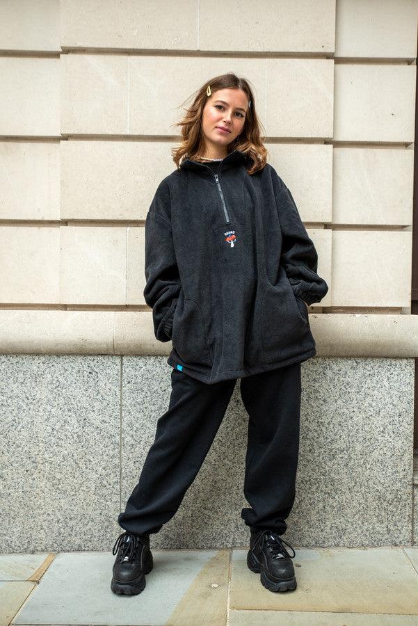 Fleece In Black With Bro Shroom Embroidery - Dreambutdonotsleep
