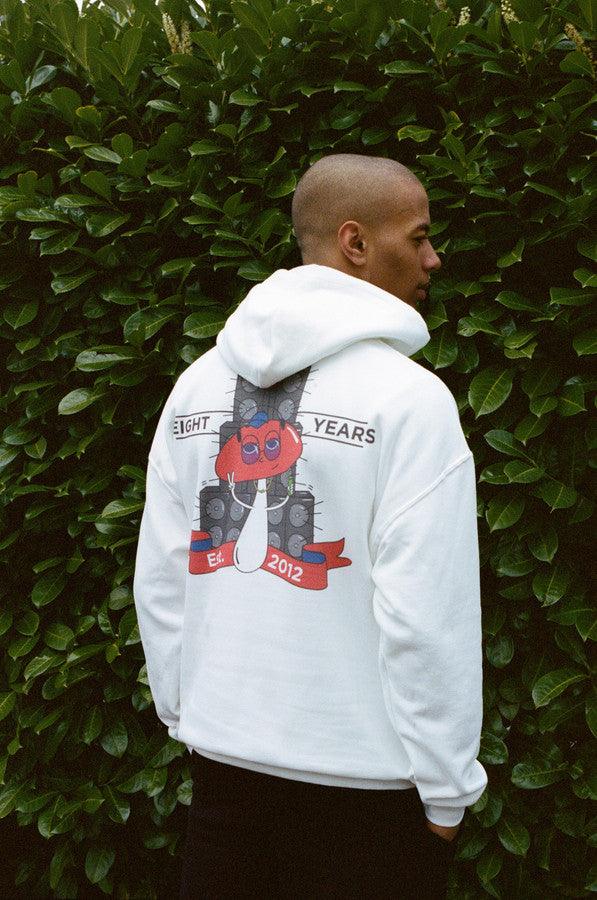 Hoodie In White With Bro Shroom Est 2012 Print - Dreambutdonotsleep