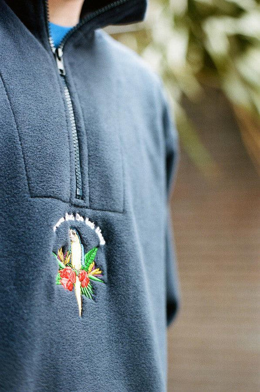 Navy Blue Fleece With Paradise Island Parrot Embroidery - Dreambutdonotsleep