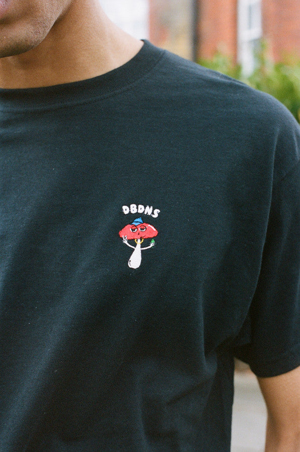 Short Sleeved T-Shirt in Black With Embroidered Bro Shroom
