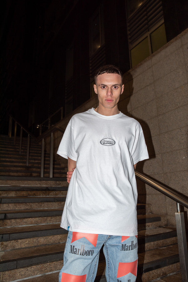 Short Sleeved T-shirt In White With Oval Logo Embroidery
