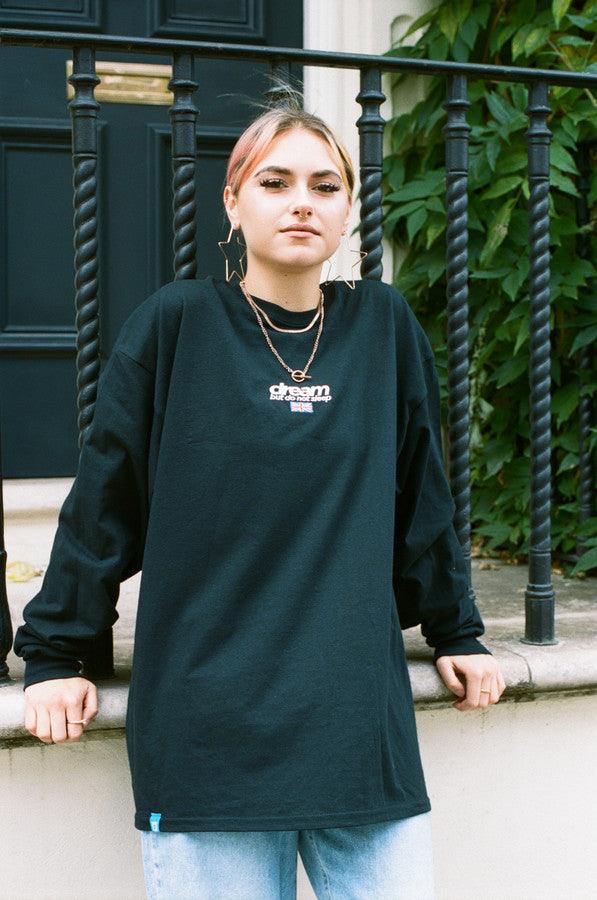 Long Sleeved T-shirt Black With Dream Embroidered Logo - Dreambutdonotsleep