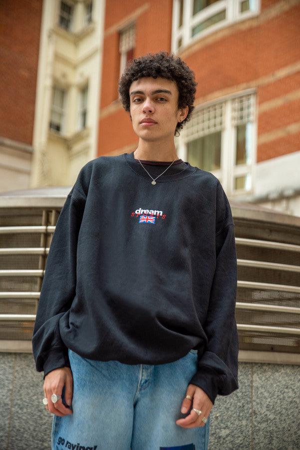 Black Sweatshirt With Dream Sports Embroidery - Dreambutdonotsleep