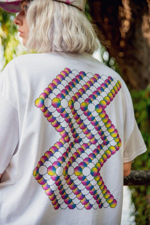 Tshirt in White with Zig-Zag Geometric Logo Print - Dreambutdonotsleep