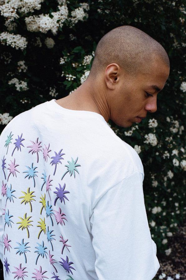 Long Sleeved T-shirt In White With Tropical Palm Tree Print - Dreambutdonotsleep
