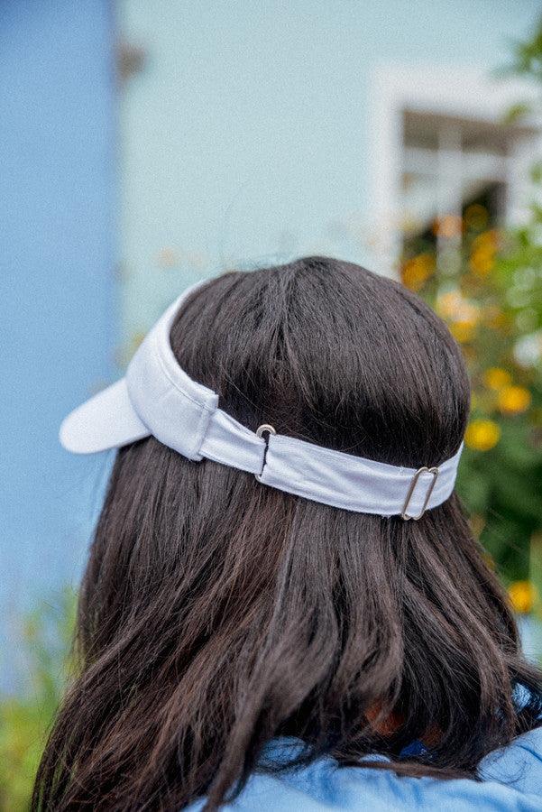 Visor In White With Embroidered Bro Shroom - Dreambutdonotsleep