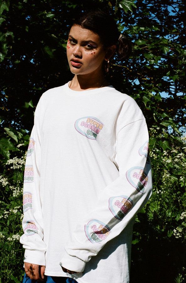 White Long Sleeved T-shirt Super Soaker Print - Dreambutdonotsleep