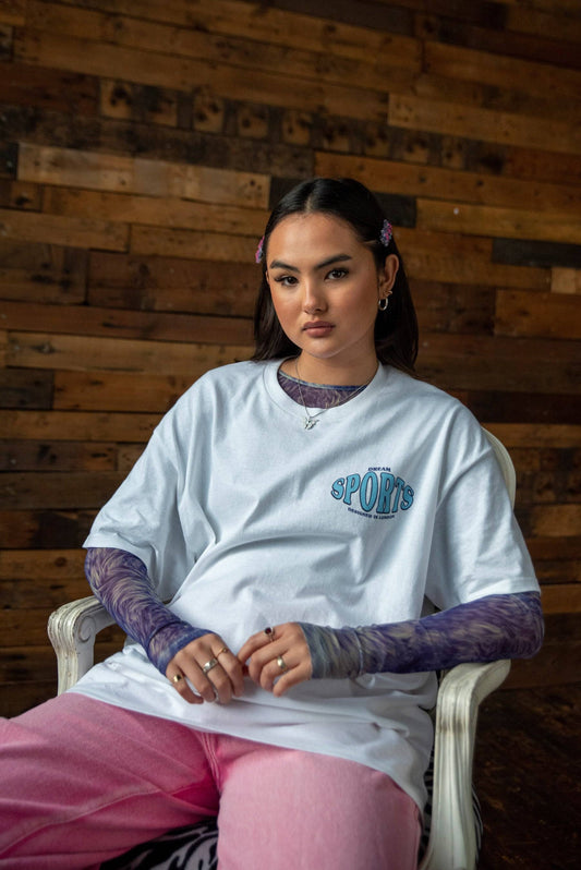 Short-Sleeved T-shirt in Sand with Cursive Logo Print