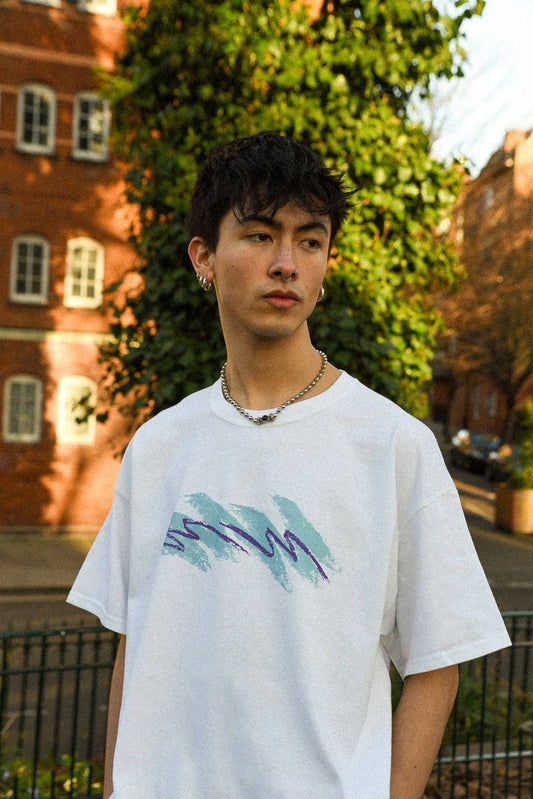 Tshirt in White with Zig-Zag Geometric Logo Print