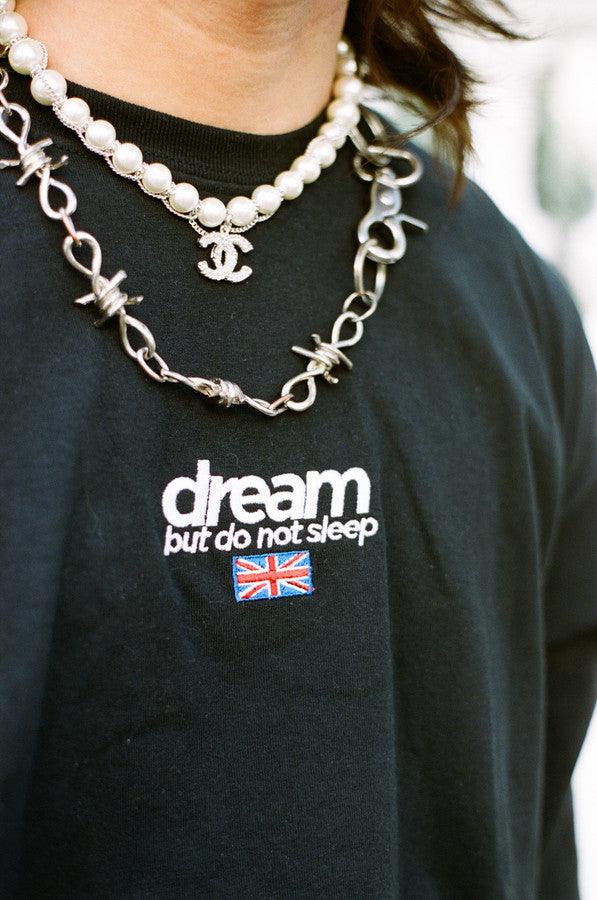 Long Sleeved T-shirt Black With Dream Embroidered Logo - Dreambutdonotsleep