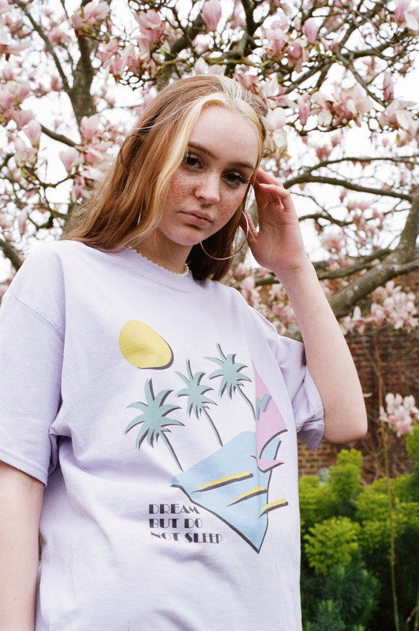 Short Sleeved T-shirt In Light Purple With 80s California Palm Print